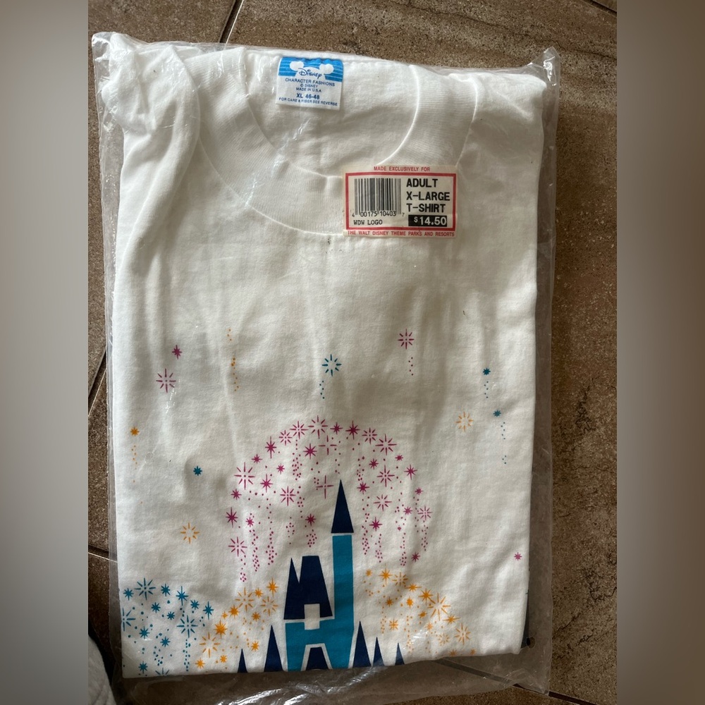 Vintage Walt Disney World Graphic Tee New Old Stock XL